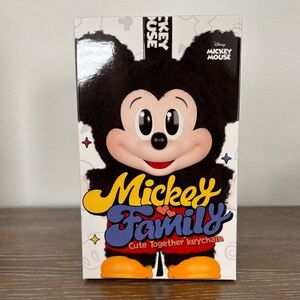 Pop Mart Mickey Family Cute Together vinyl plush pendant